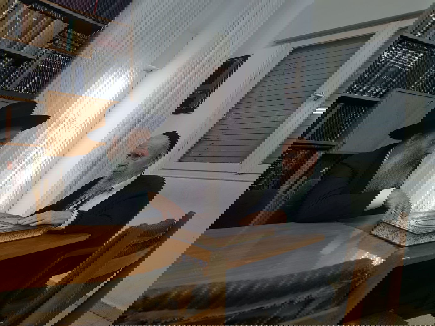 רובינשטיין אצל הגר"ג אדלשטיין