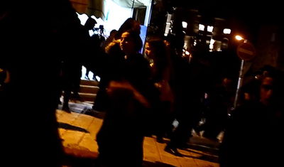 אחד המעצרים. הניידת המשיכה בדלת פתוחה