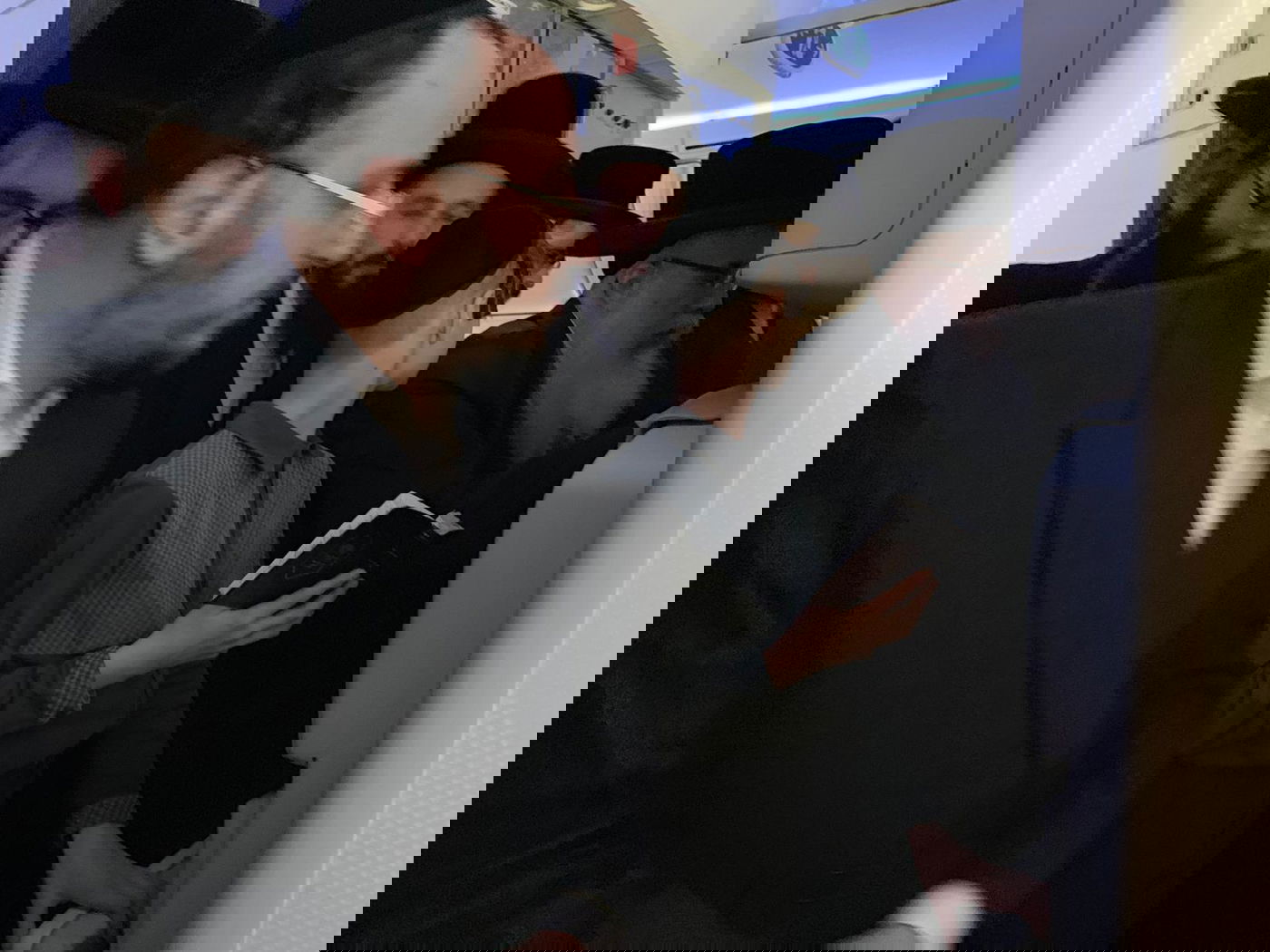 ליפא והדיין מסקווירא התפייסו בעת הטיסה