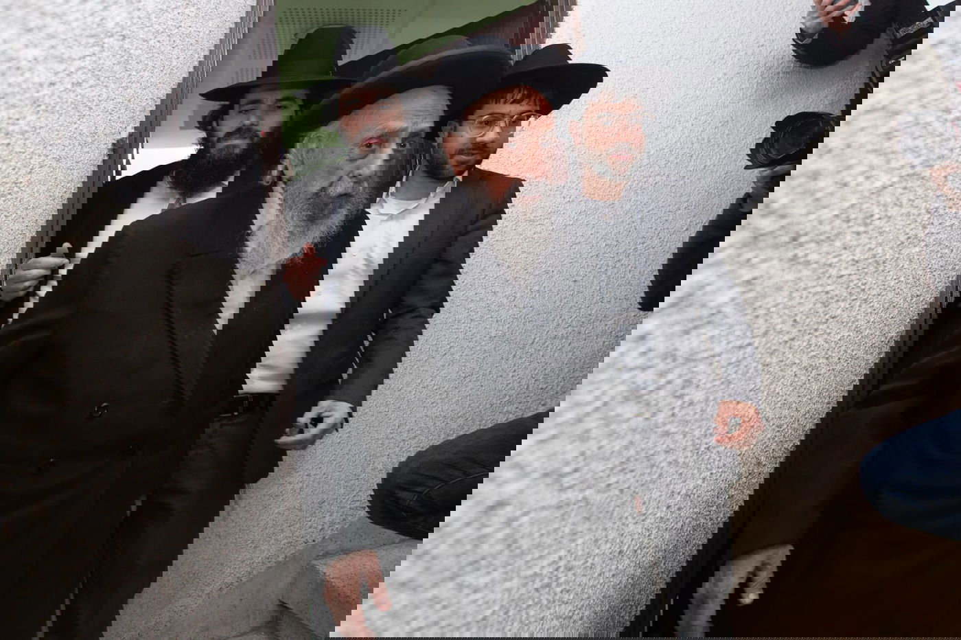 הגר"ש בעדני, ביציאתו מהישיבה