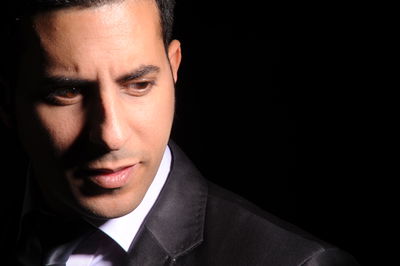 אלעד שער מפתיע בסינגל חדש ב...אידיש