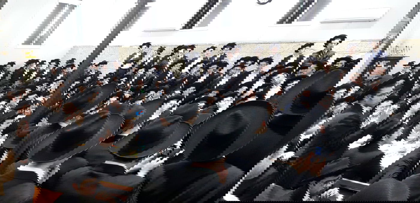 בחור בן 22 - סיים בפעם הרביעית את הש"ס