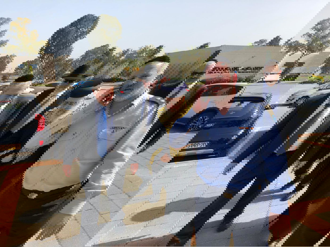 בלעדי: הראשון לציון נפגש עם קצינים וטייסים