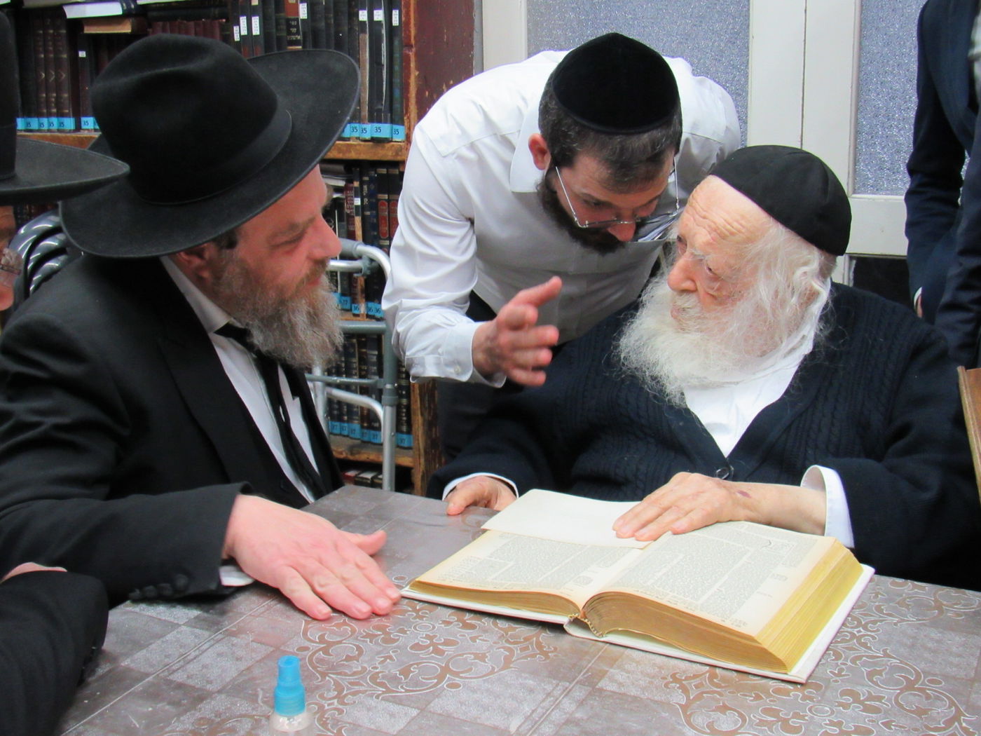 ה'משכימי קום' התברכו אצל מרן שר התורה