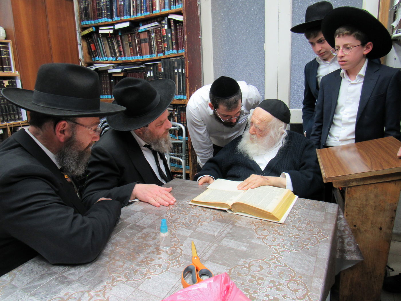 ה'משכימי קום' התברכו אצל מרן שר התורה