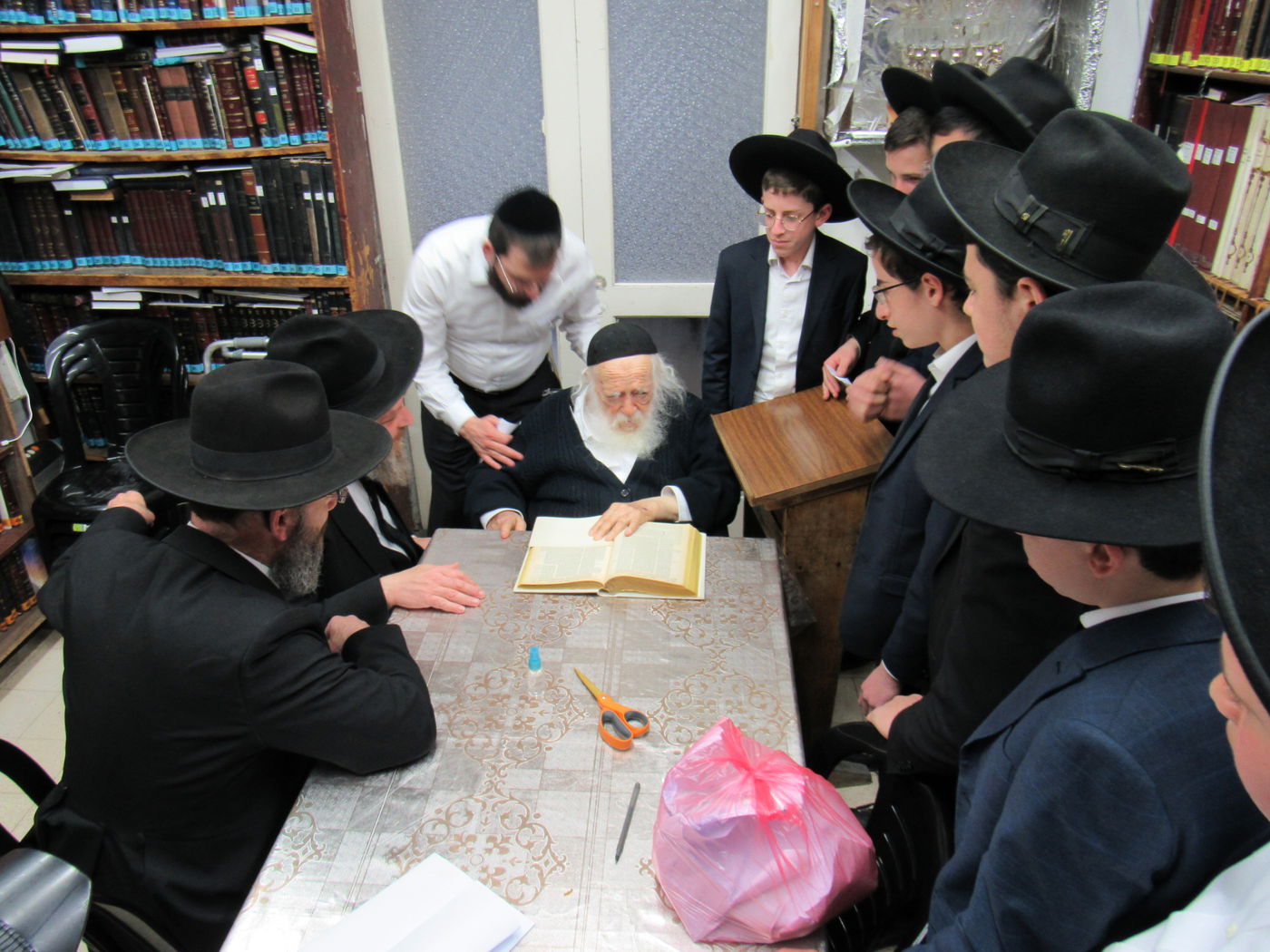 ה'משכימי קום' התברכו אצל מרן שר התורה