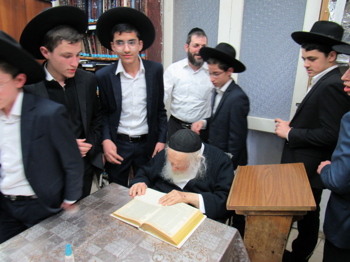 ה'משכימי קום' התברכו אצל מרן שר התורה