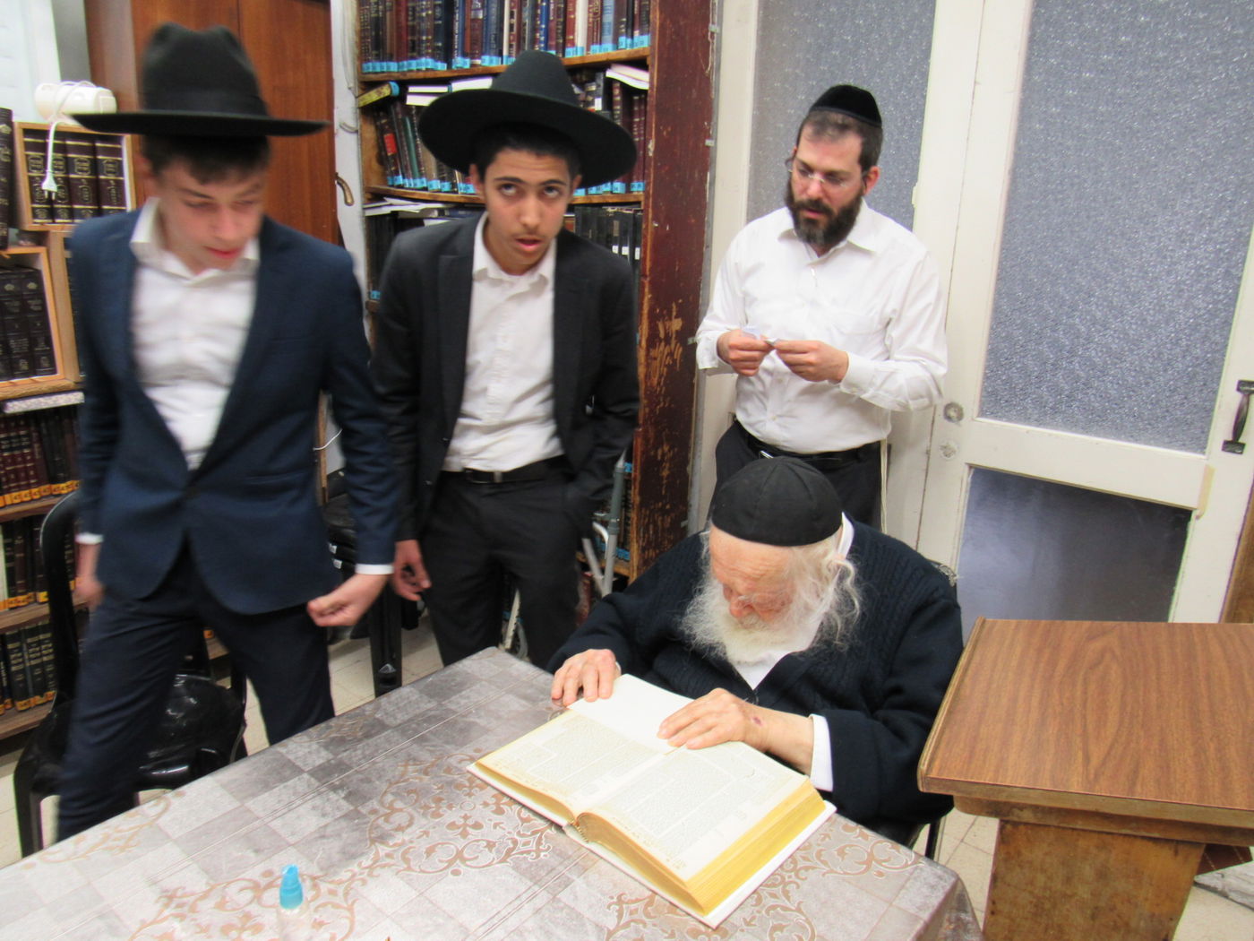 ה'משכימי קום' התברכו אצל מרן שר התורה