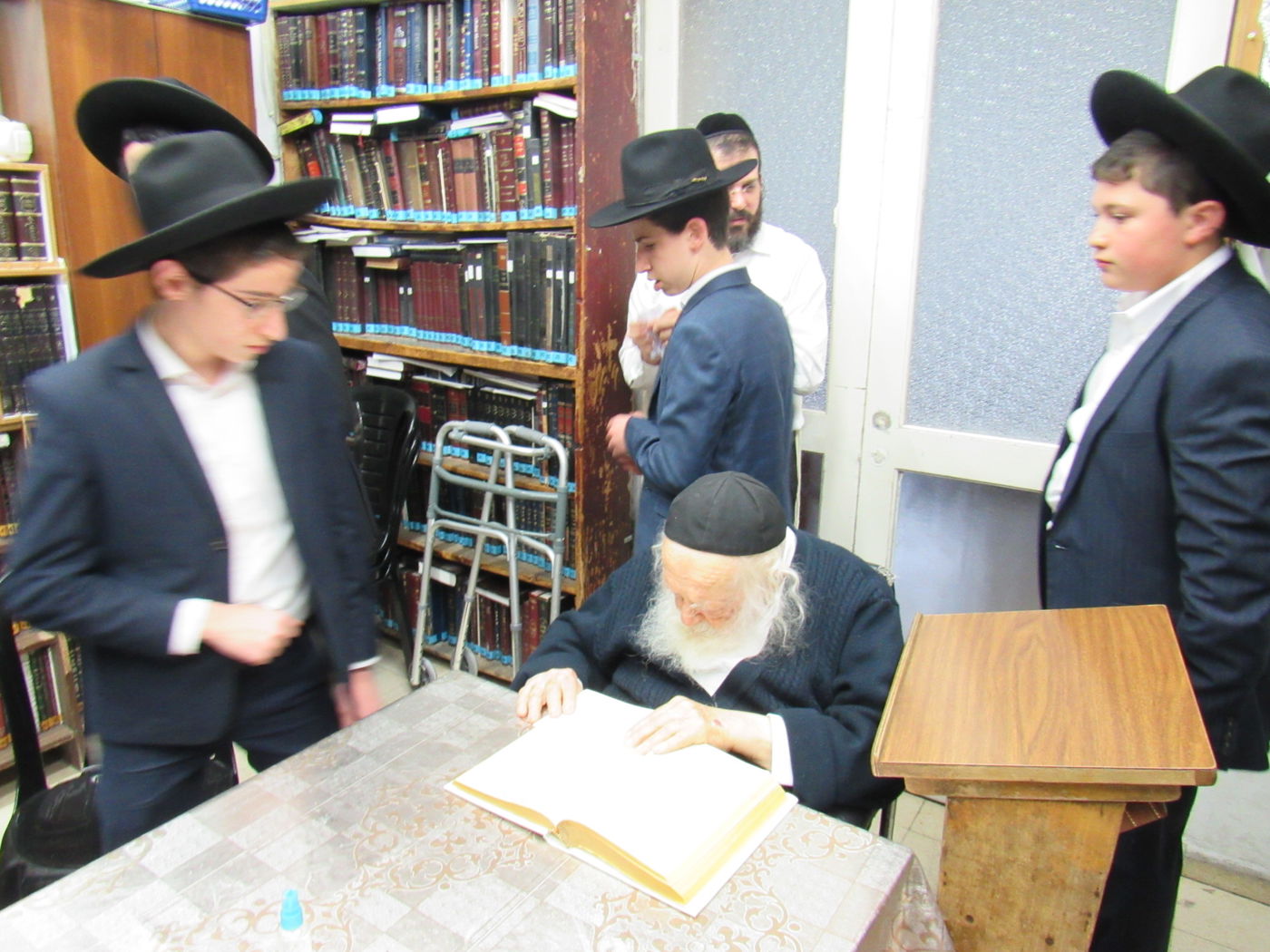 ה'משכימי קום' התברכו אצל מרן שר התורה
