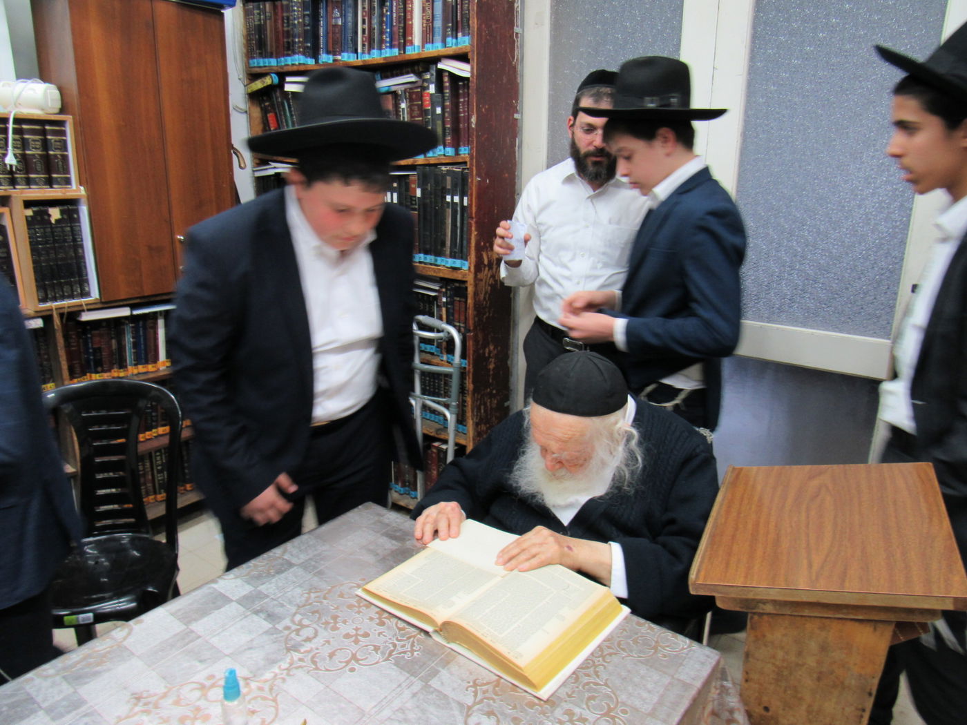 ה'משכימי קום' התברכו אצל מרן שר התורה