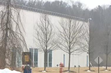 המפעל הלא חוקי