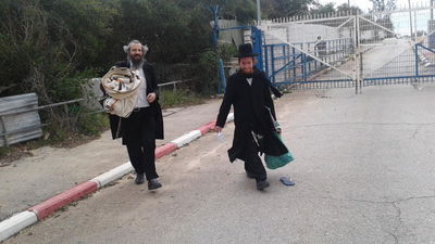 בלוי עם שחרורו, בערב שבת