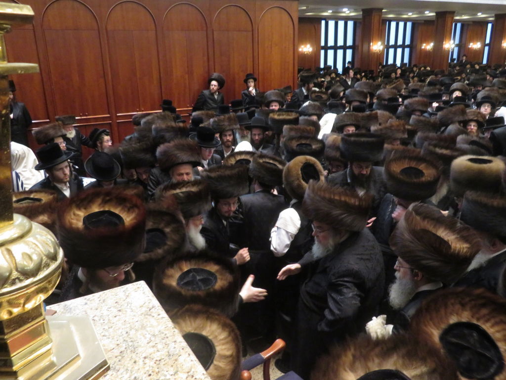 בבעלזא חגגו בברית מילה ו'קרישמע-ליינען'