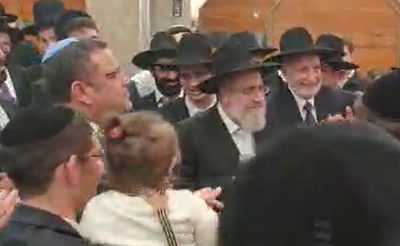 בשמחת הפייטן: ראש העיר משה ליאון סלסל