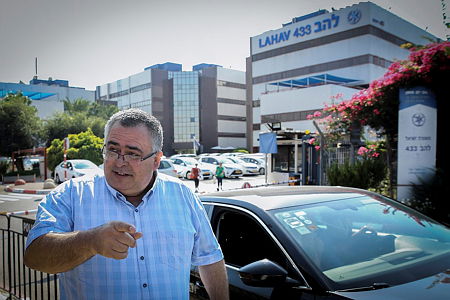 ביטן בסמוך ל'להב 443'