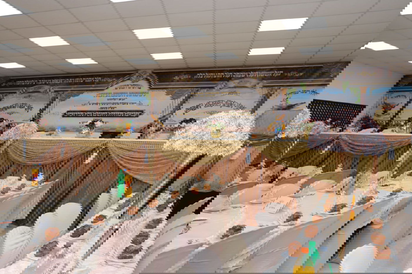 שמחת נכד האדמו"ר בהתנחלות החרדית