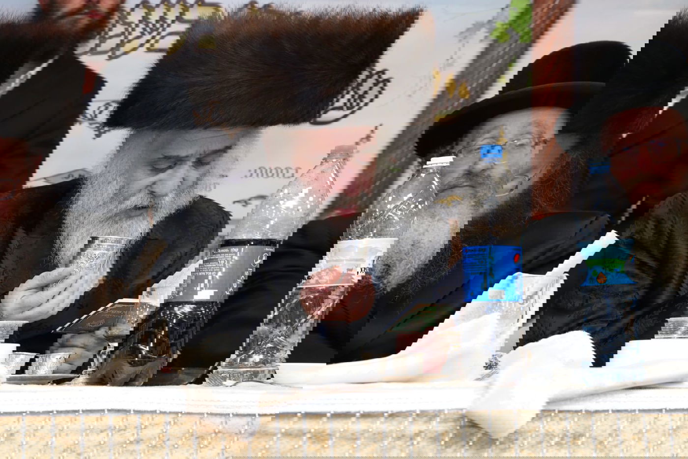 שמחת נכד האדמו"ר בהתנחלות החרדית