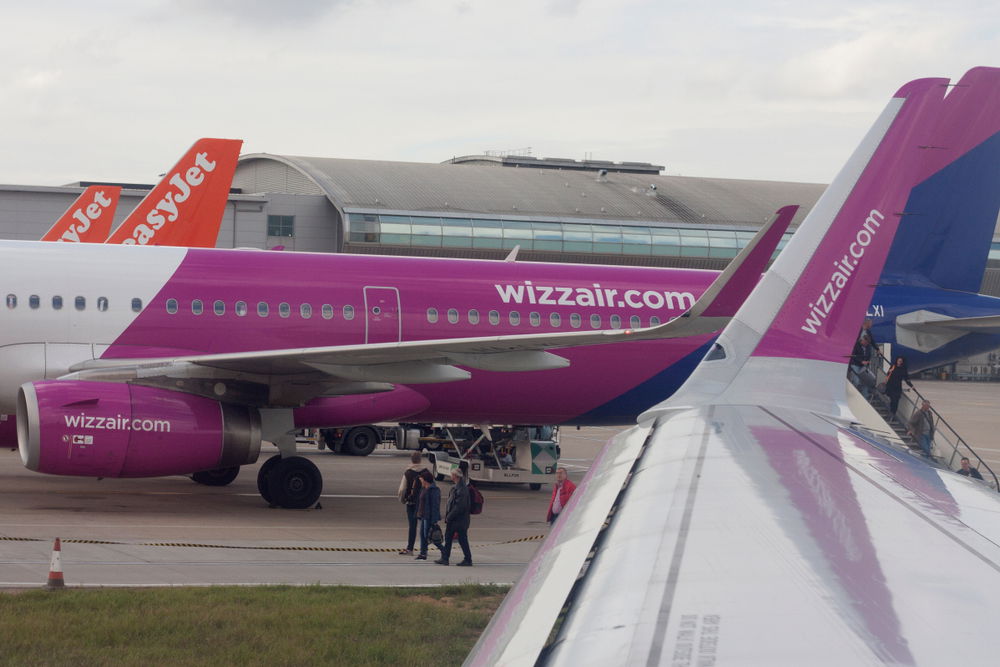 מטוס חברת wizzair, אילוסטרציה