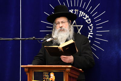 האדמו"ר מטאלנא בעצרת