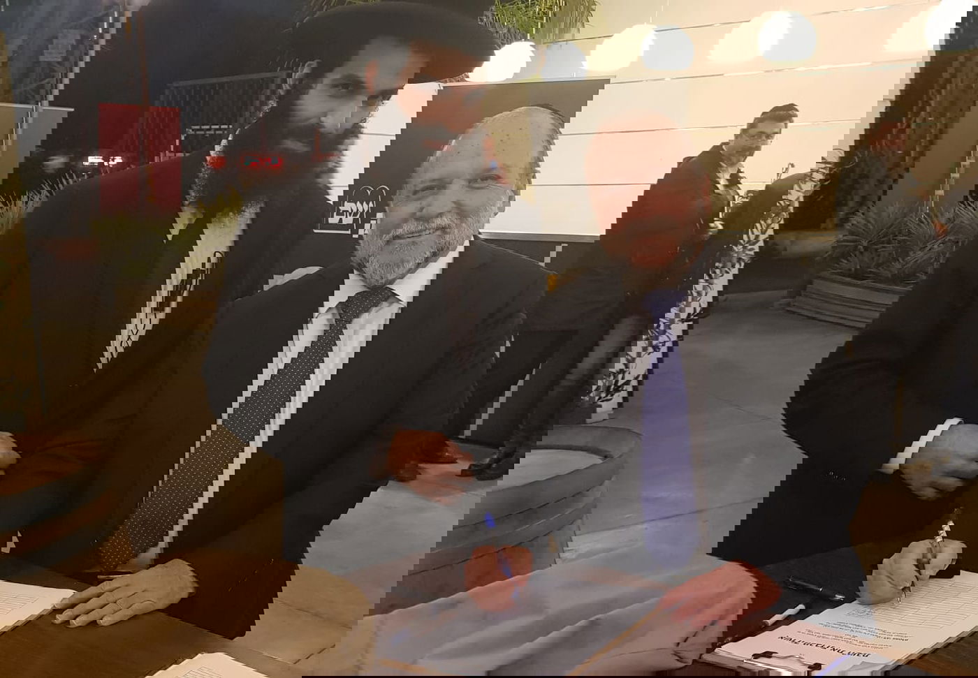 סגן שר האוצר ח"כ כהן מש"ס חותם על העצומה