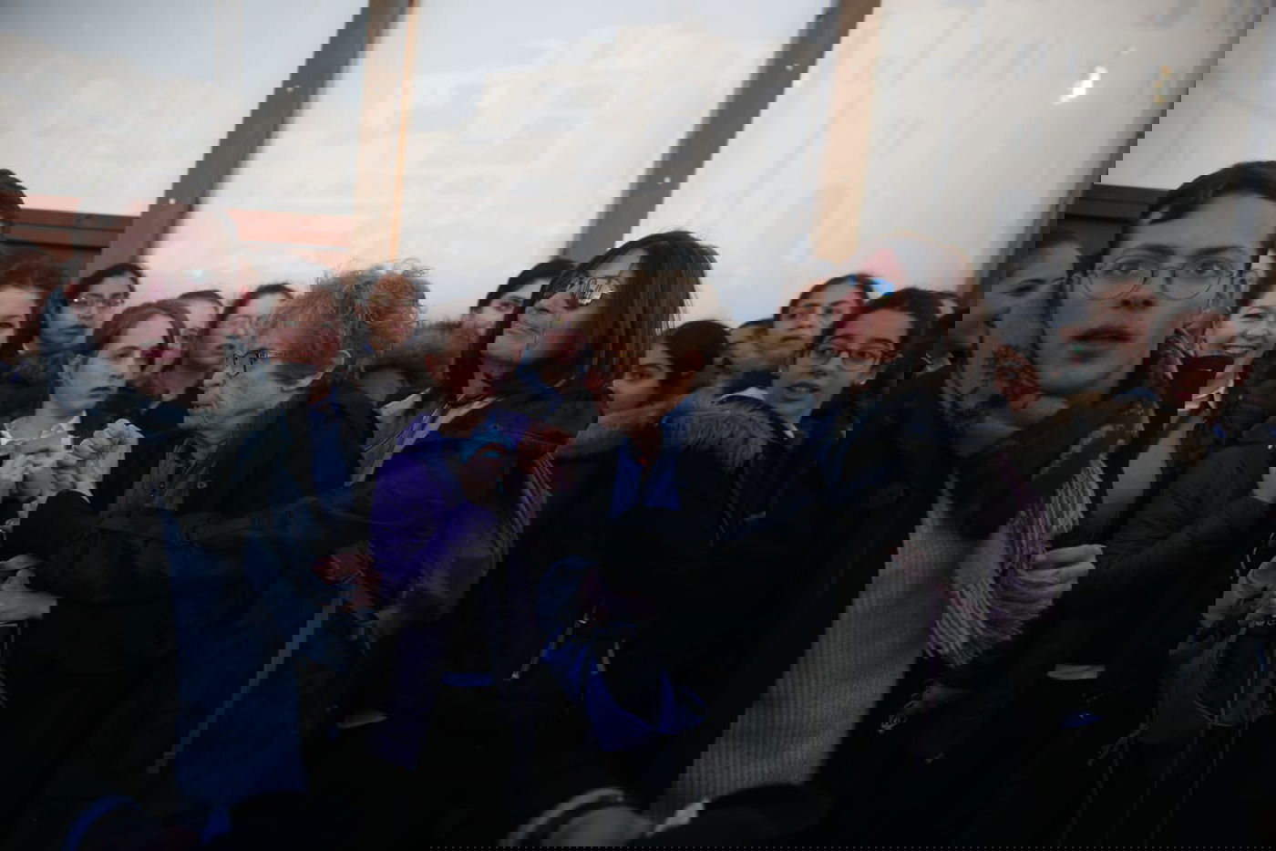 אלפים רבים הגיעו לתפילה בכותל: כנגד נשות הפרובוקציה