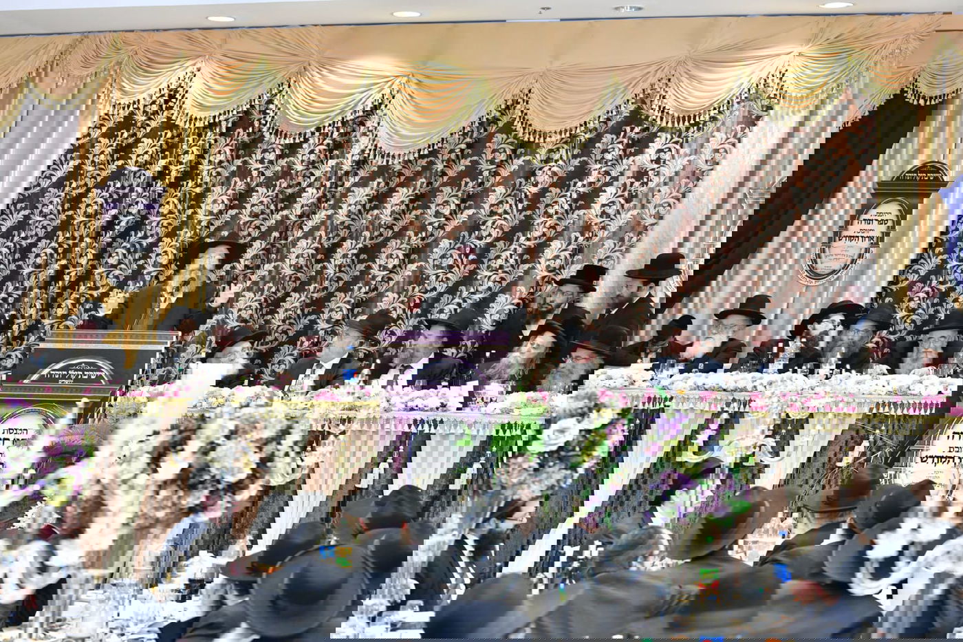 'קול תורה' חגגה 80; גדולי ישראל כתבו אות