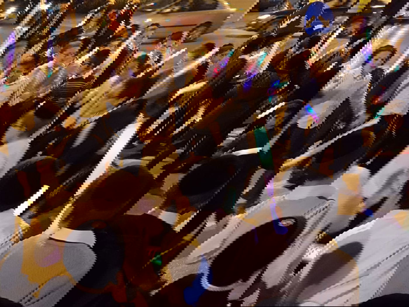 גדולי ישראל כתבו אות בספר התורה. תיעוד