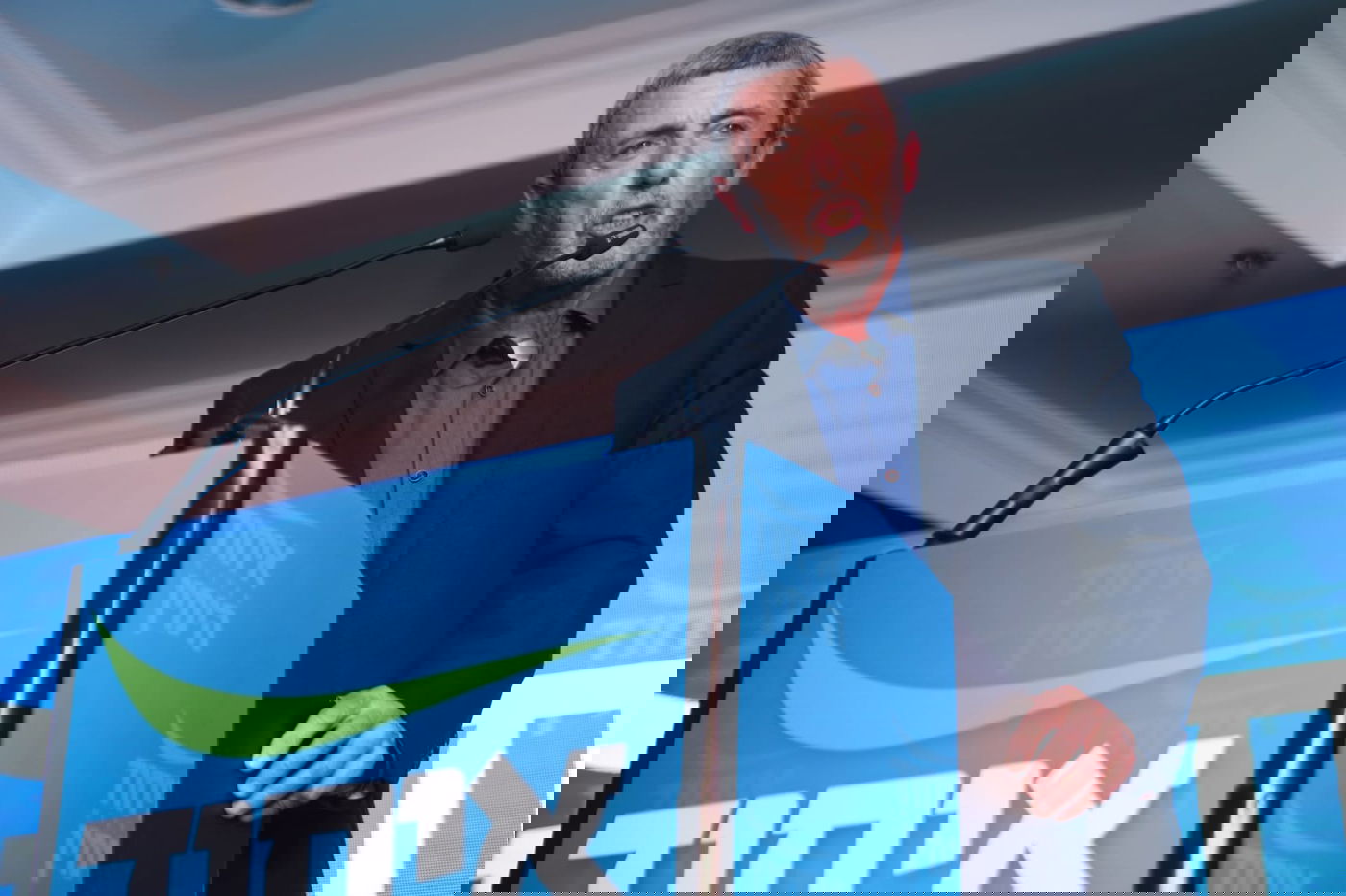 רפי פרץ, הערב