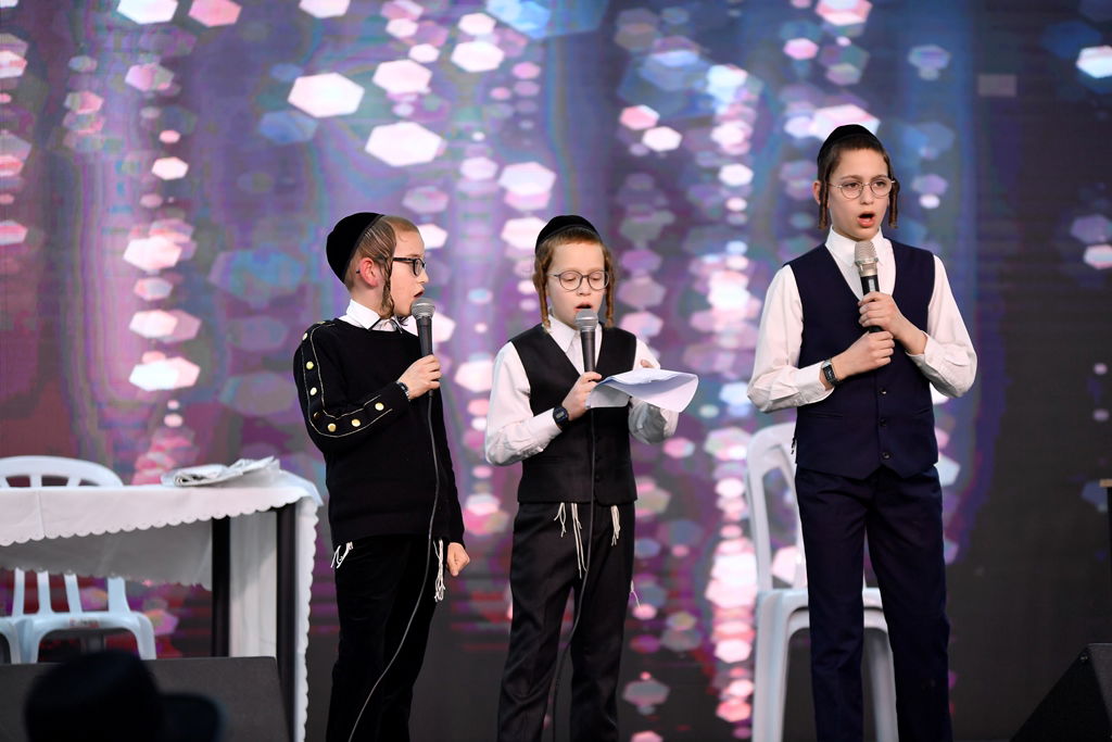 25 שנה לחברת תהילים של סאטמר. צפו