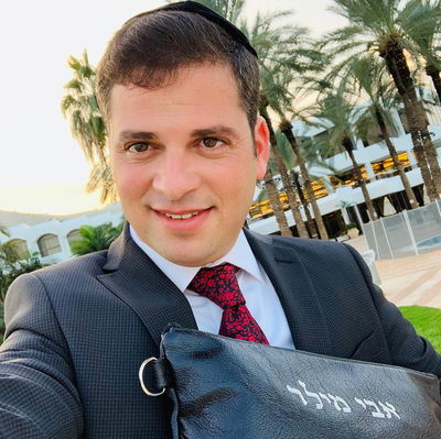 לקראת פורים: אבי מילר מציג - קומבינה 2