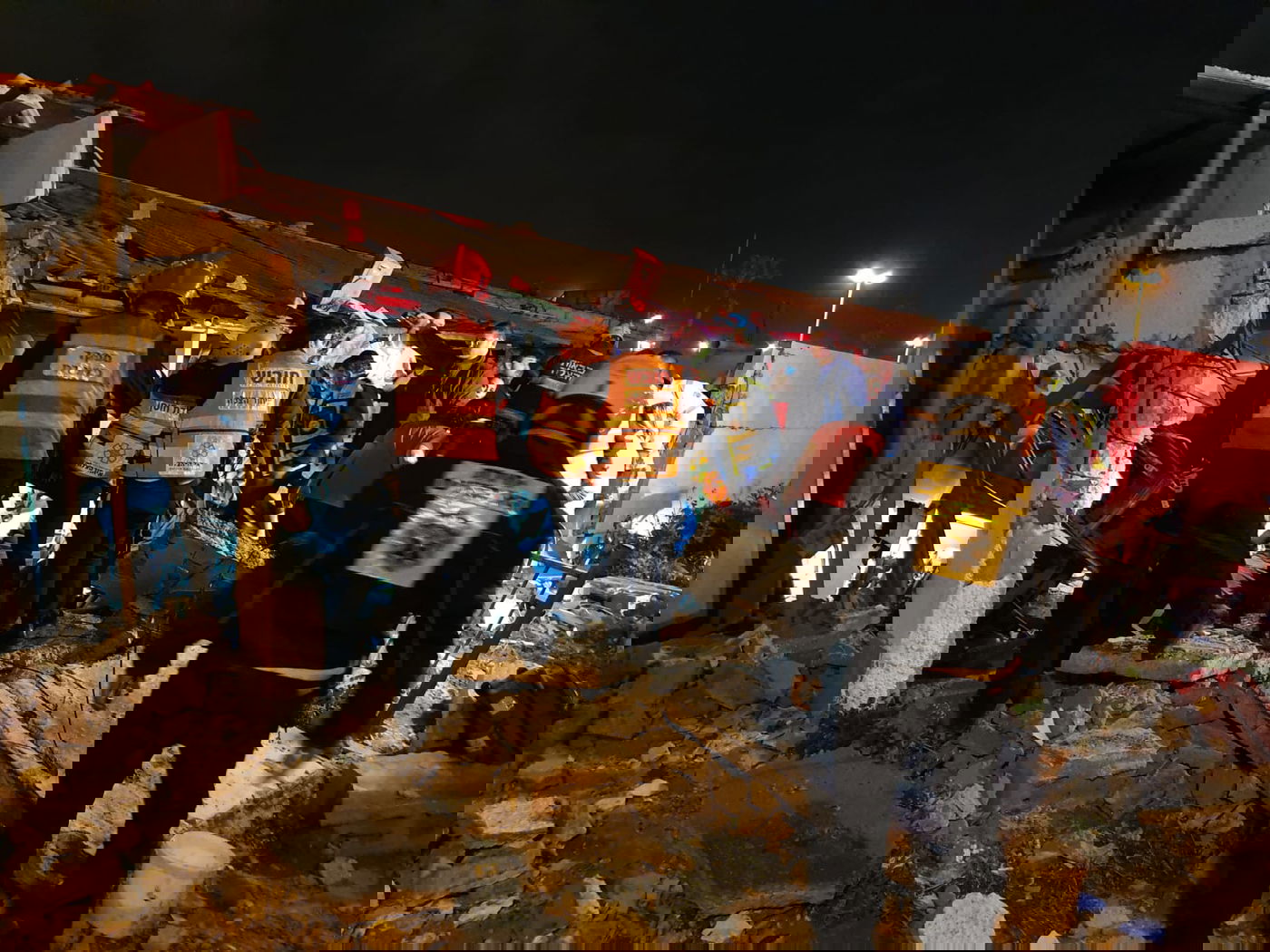 מבנה קרס באשדוד כתוצאה מפיצוץ נפחי