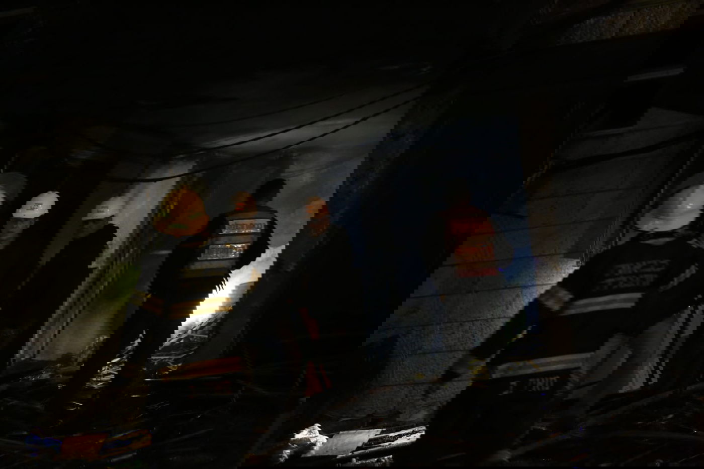 שריפה בבניין מגורים חרדי; הלכודים חולצו