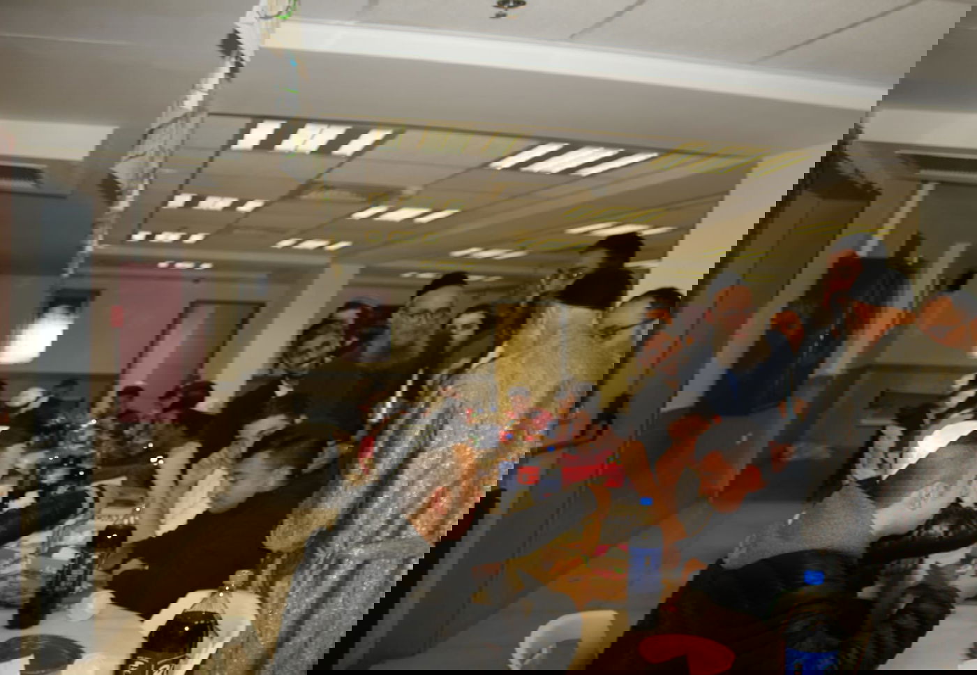 כשהגרי"ד גרוסמן והגר"ד קוק פגשו את שחקני הכדורגל 