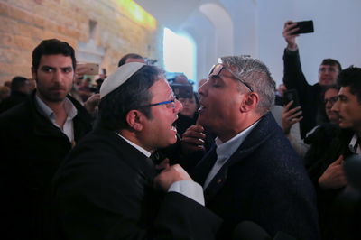 עימות בבית המשפט: "מי שלא נאמן - שיילך מכאן"