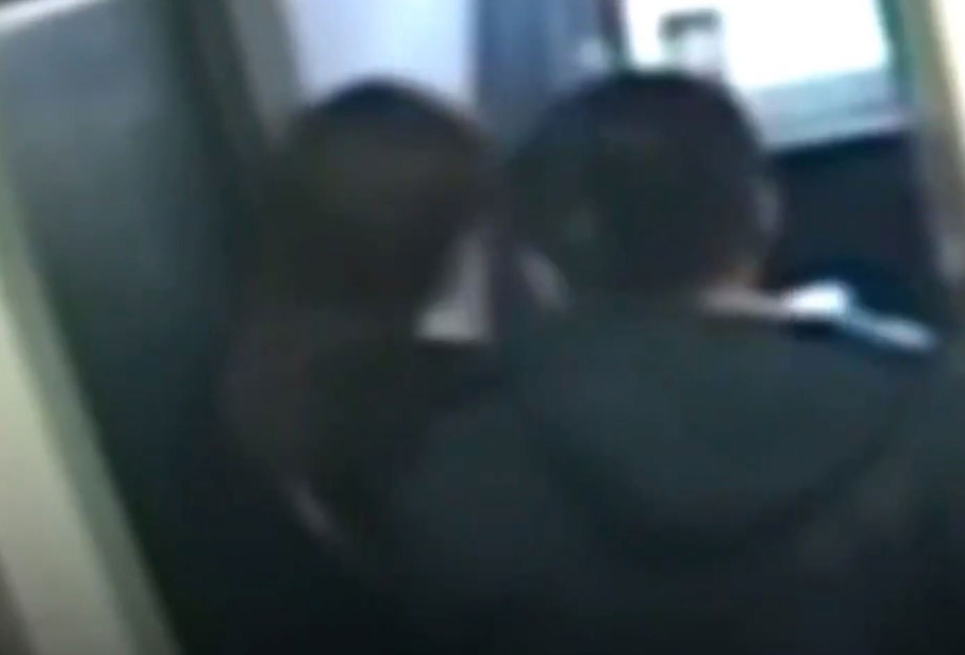 השודד והאישה