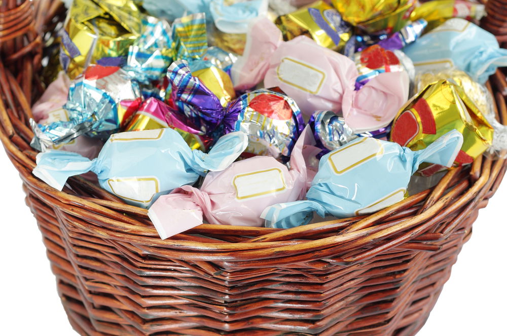 איך לתת משלוחי מנות מכל הלב בלי להרגיש פראיירית?