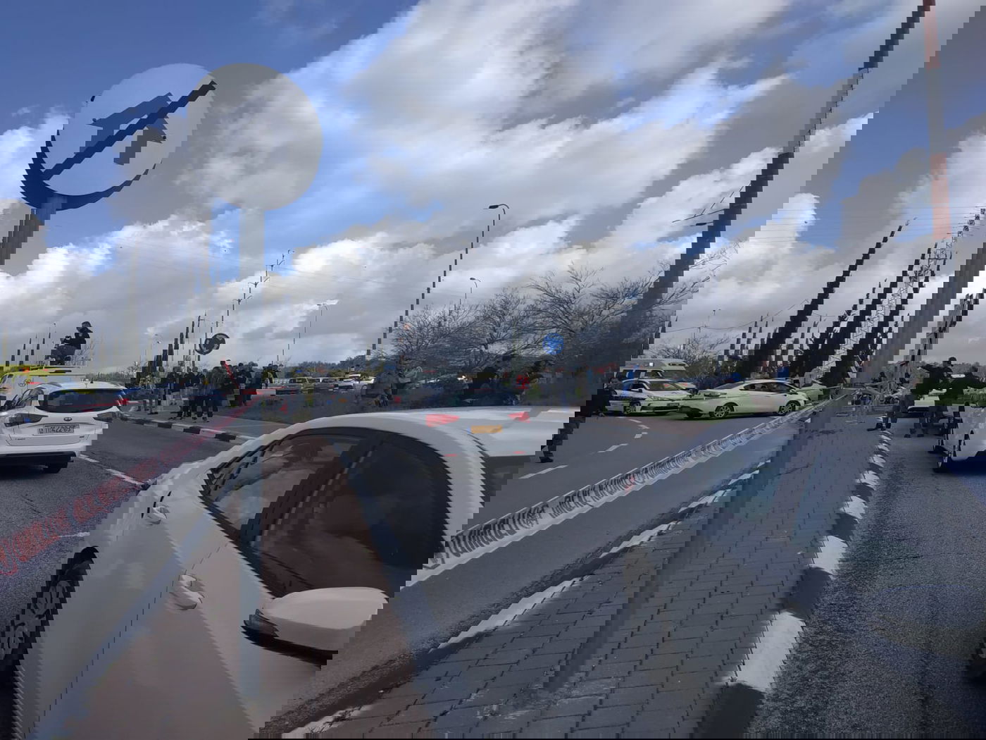 פיגוע משולב: הרוג ו-2 פצועים במצב קשה; המחבל נמלט