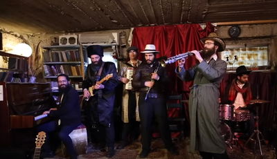 'יאפצ'יק כלייזמר' במחרוזת פורים מקפיצה