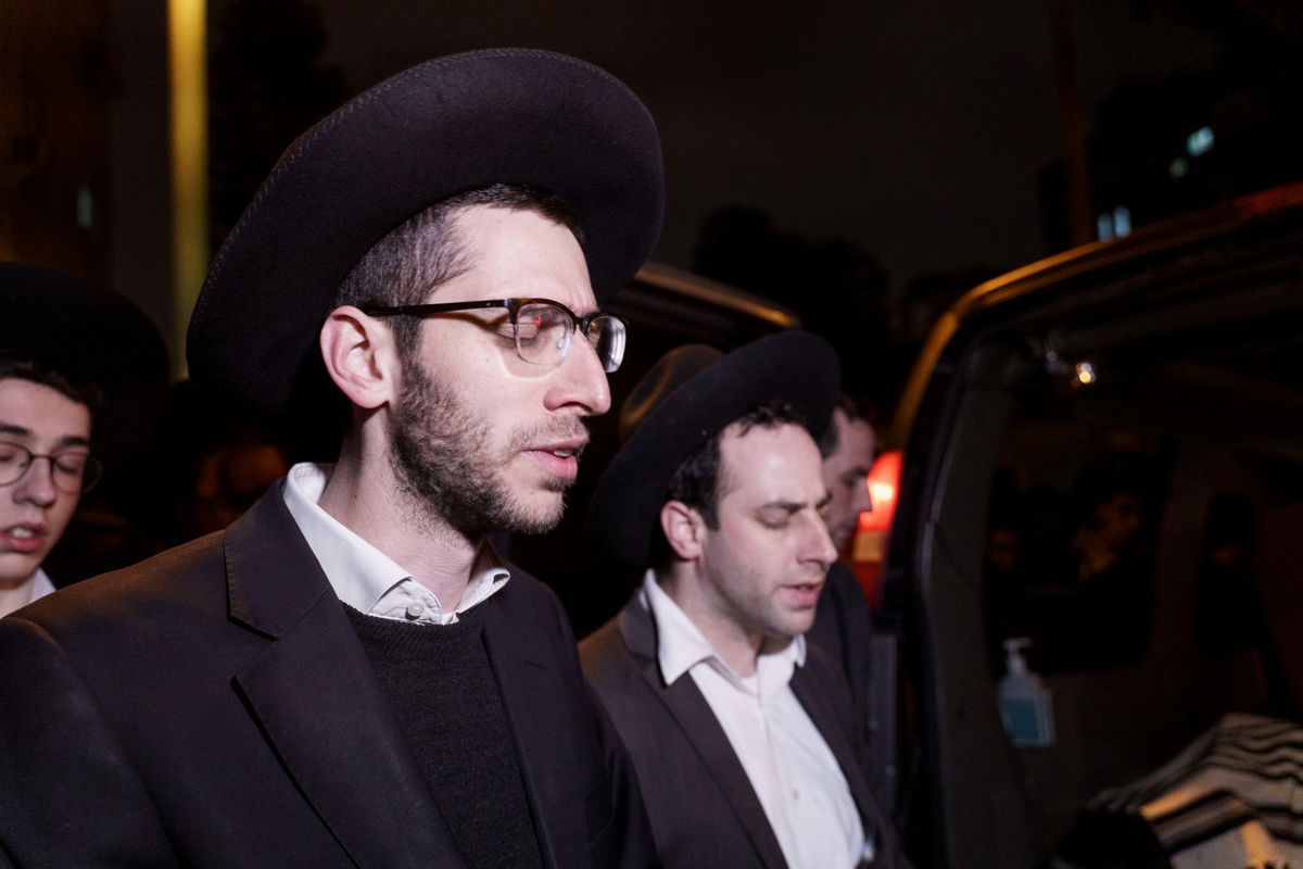 "אני לא ראוי לדבר על אבא"; פ"ת נפרדה מהרב חיים ניסן הרשברג זצ"ל