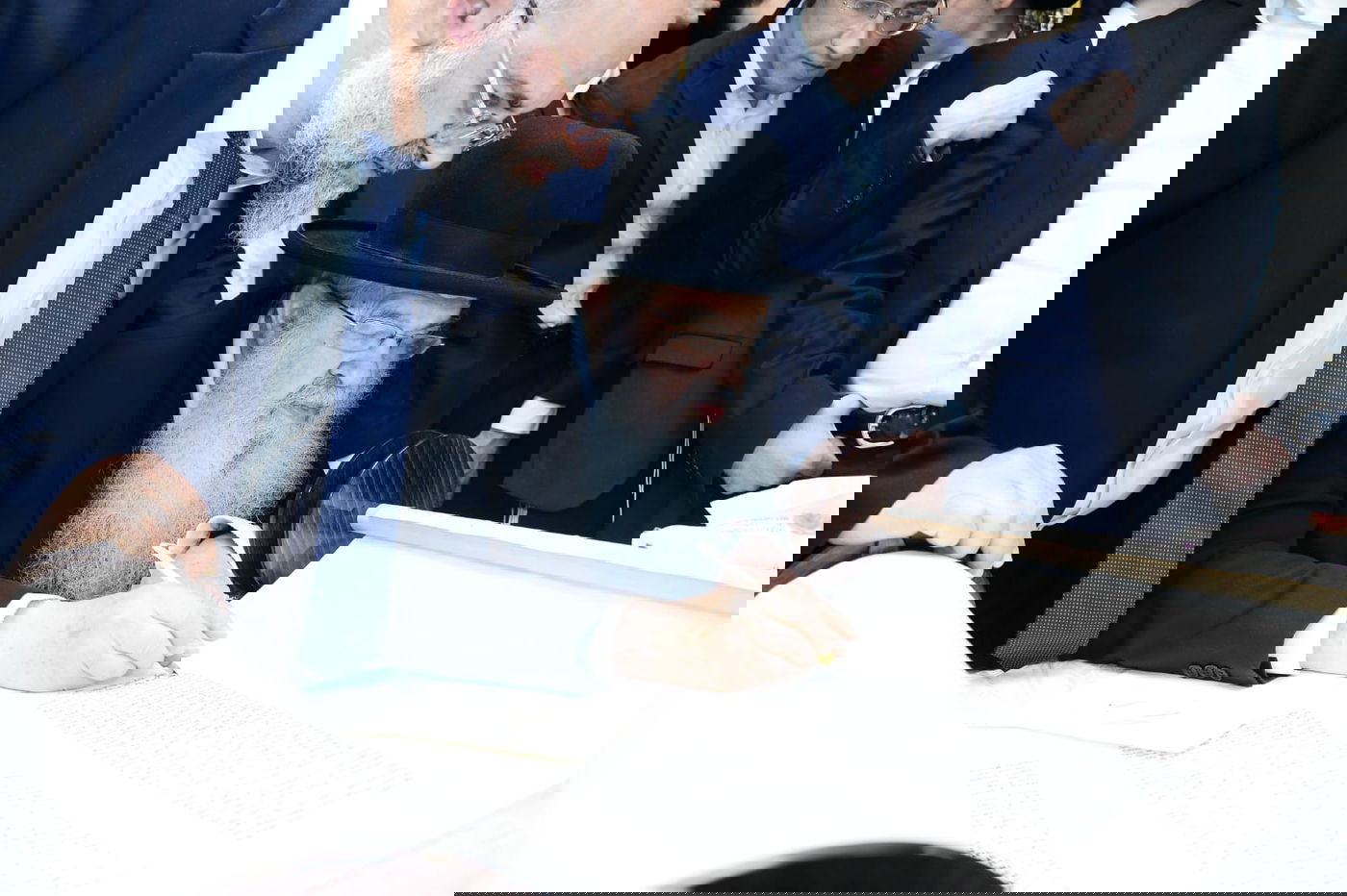 לאחר 20 שנה: הכנסת ס"ת ב'בית מתתיהו'