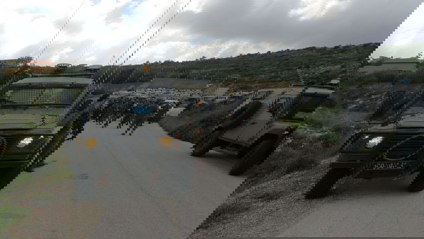 נמשך המצוד אחר המחבל; חשש לחייהם של שני הפצועים