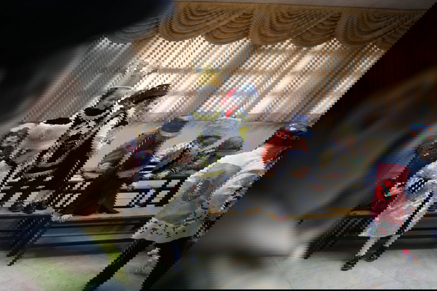 ילדי החיידרים התחפשו לכבוד פורים • גלריה