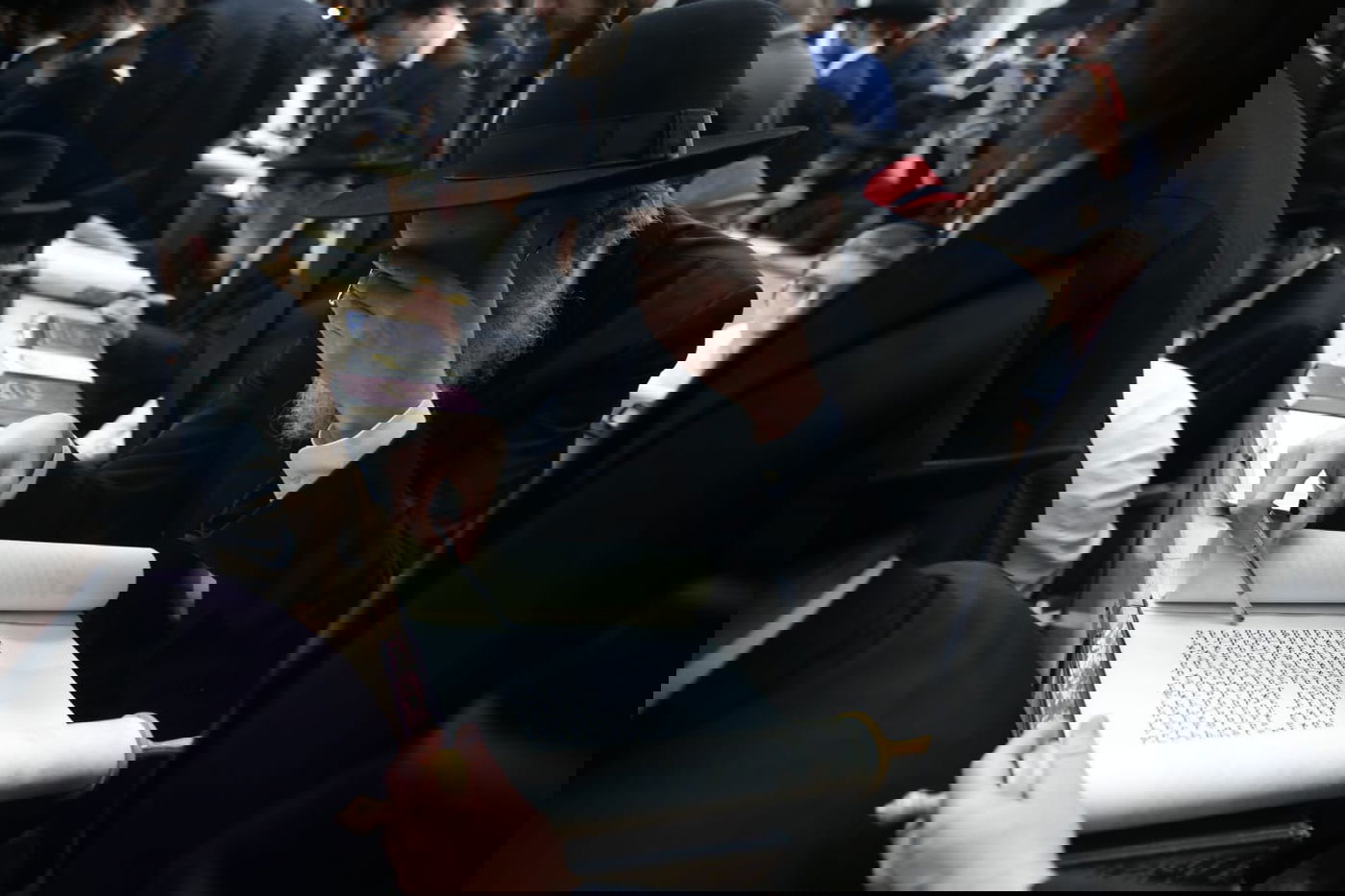 שר התורה קרא את מגילת אסתר • גלריה