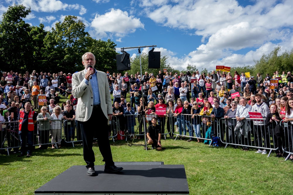 קורבין בכנס תומכים