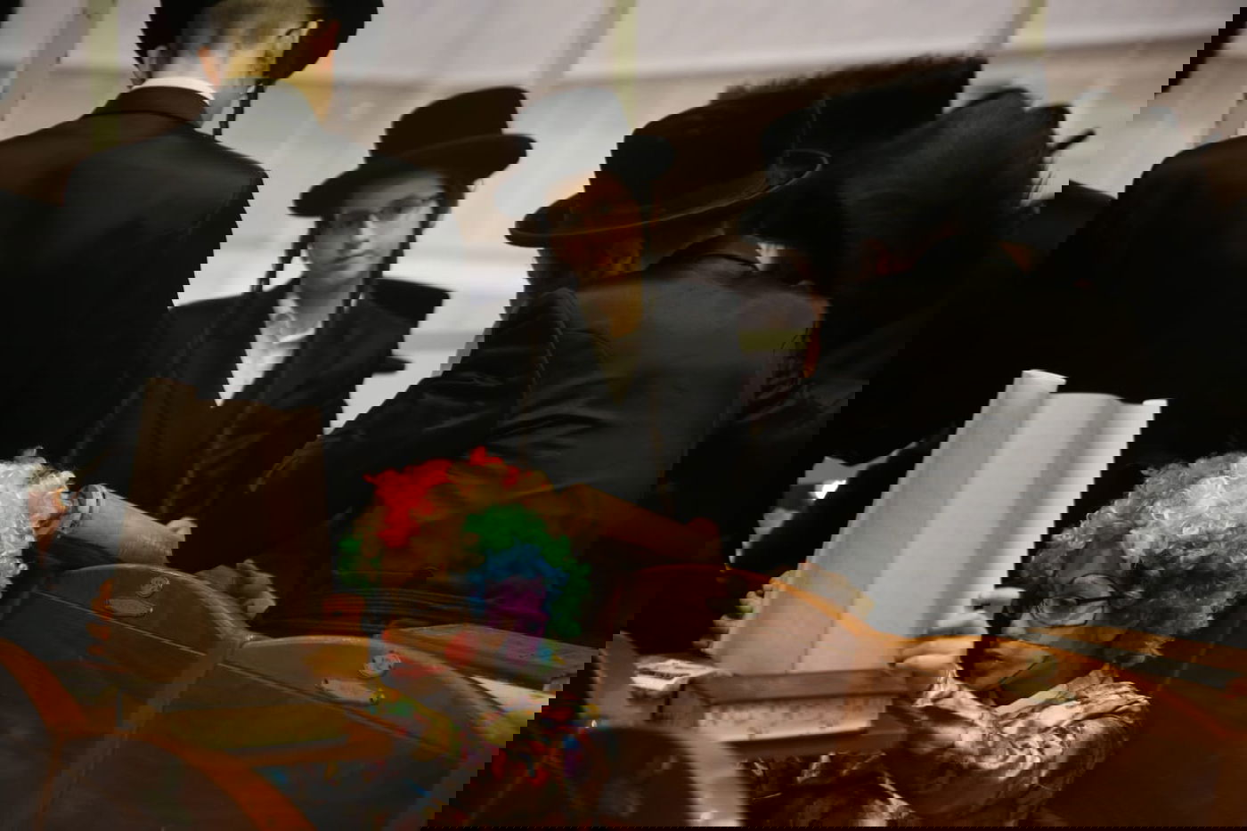 האדמו"ר מבעלזא בקריאת המגילה • תיעוד