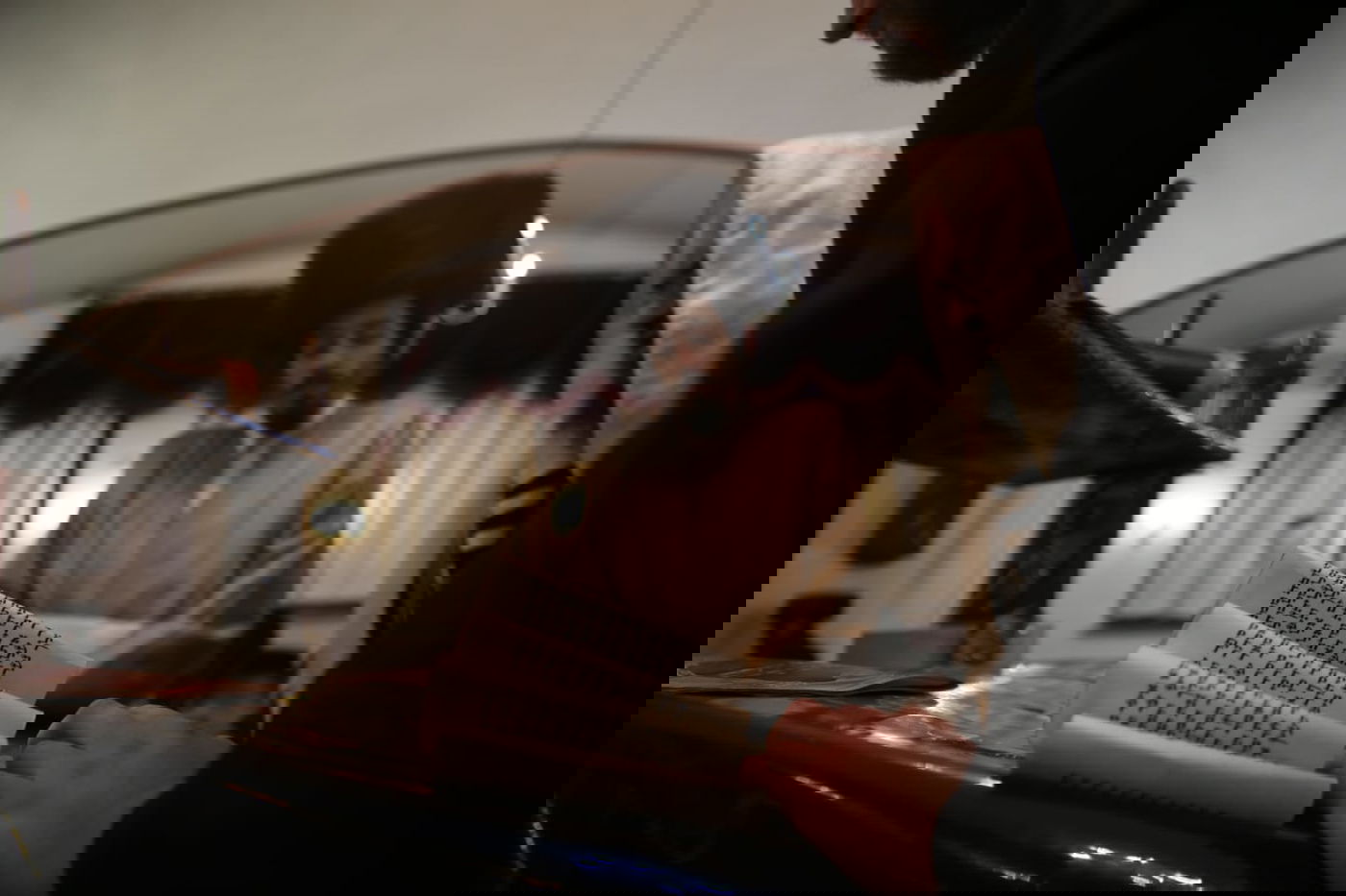 תיעוד: קריאת המגילה בשכונת מאה שערים