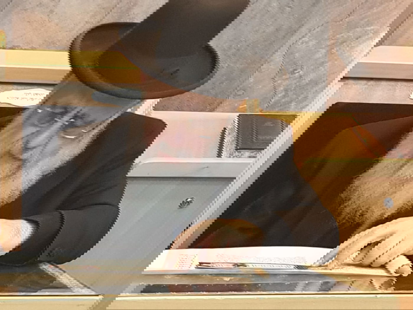 תיעוד: קריאת המגילה של הראשון לציון