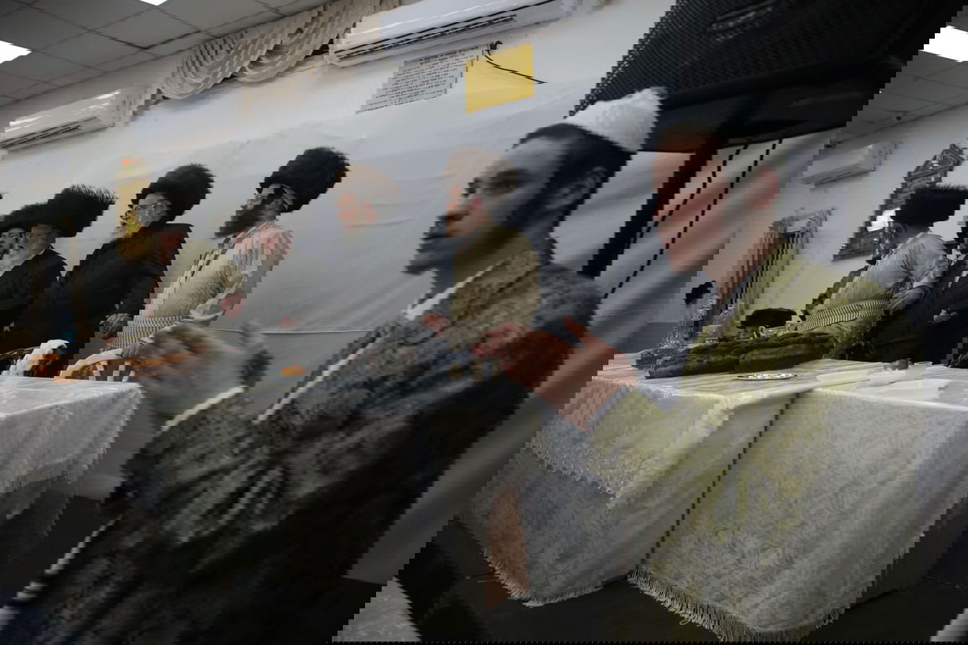 חגיגות פורים ברחובות העיר בני ברק. תיעוד