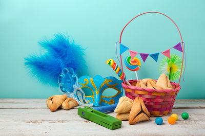 משלוח מחמאות איש לרעהו / טור לפורים