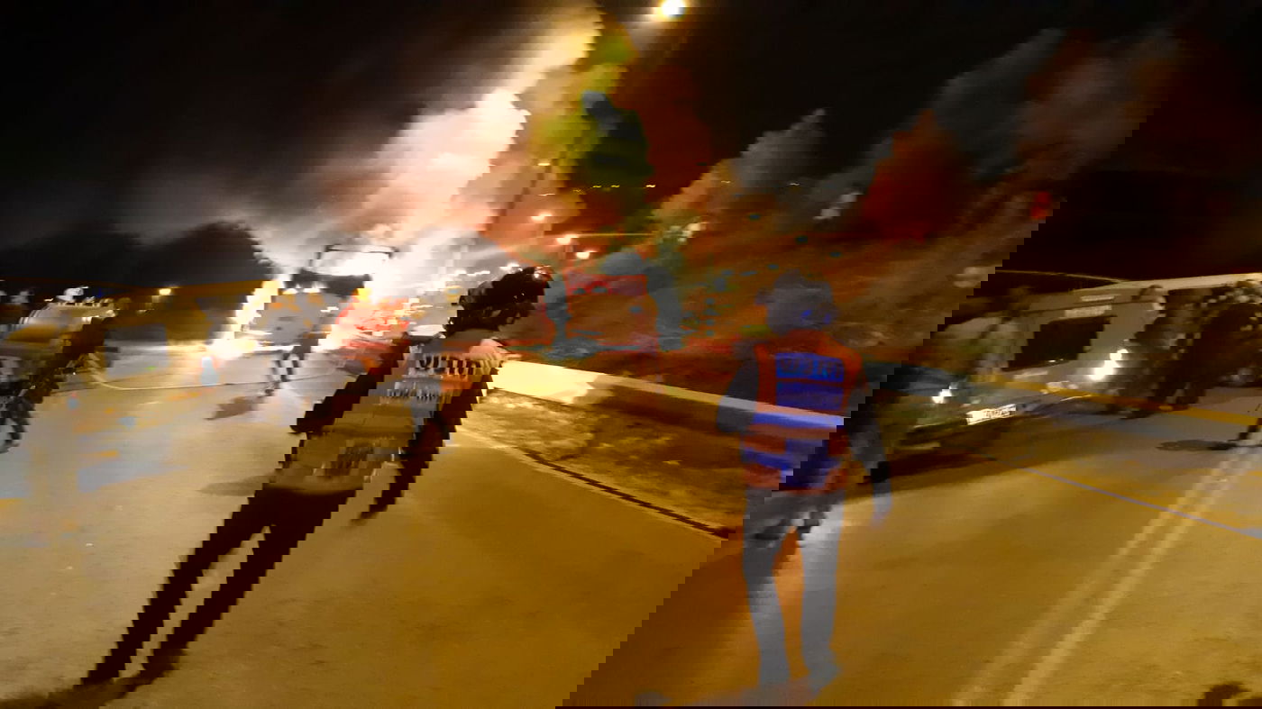 שומרון: אוטובוס עלה בלהבות ונשרף כליל